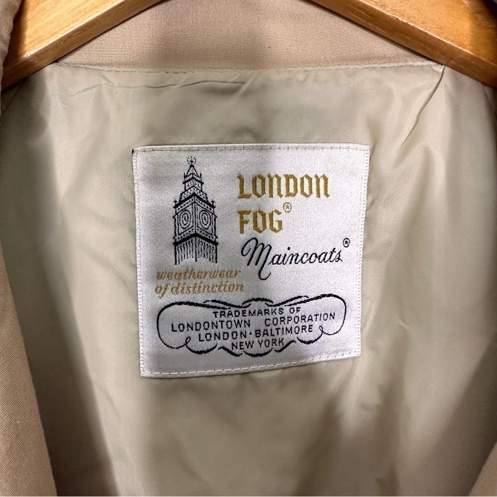 Vintage London fog trench coat - Picture 3 of 13